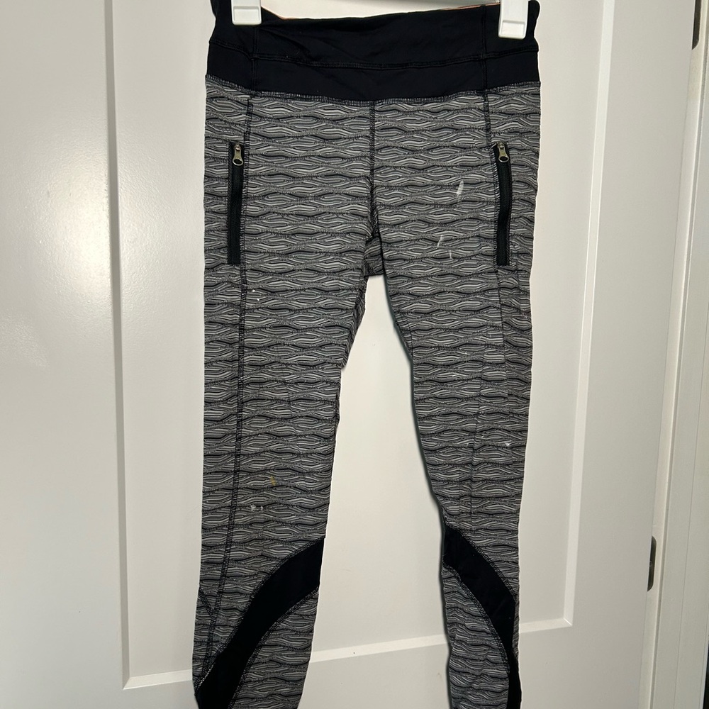 Lululemon pants circa 2012 *defective*